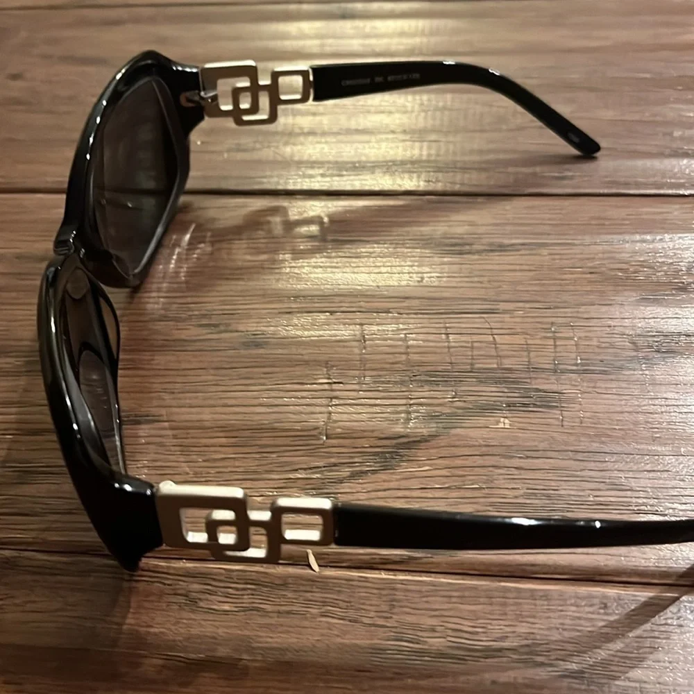 Chelsea Morgan CMS0003 BK 62025-125 Sunglasses Black Square Full Rim Frames